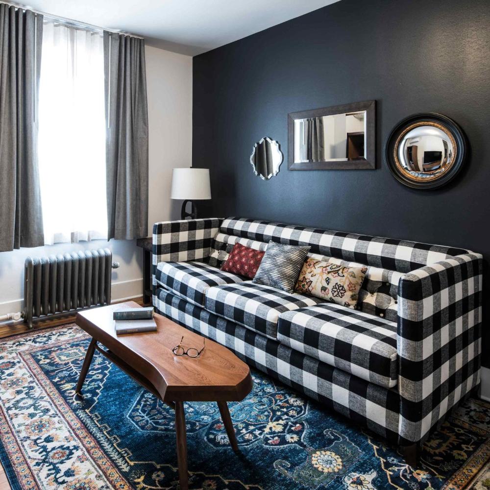 Suite interior